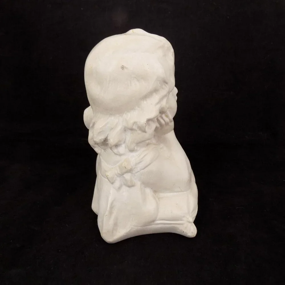 Bust Of A Young Girl On Pillow Free Standing Decoration Vintage White Heavy 6.5" - Picture 4 of 6